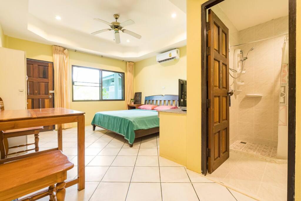 Baan Coconut Villa Bang Tao Beach  Buitenkant foto